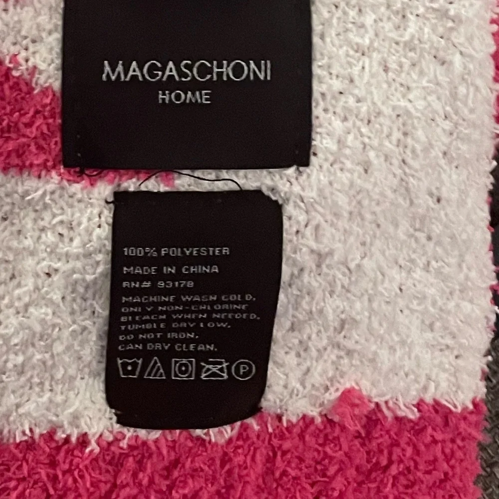 PINK christmas tree blanket